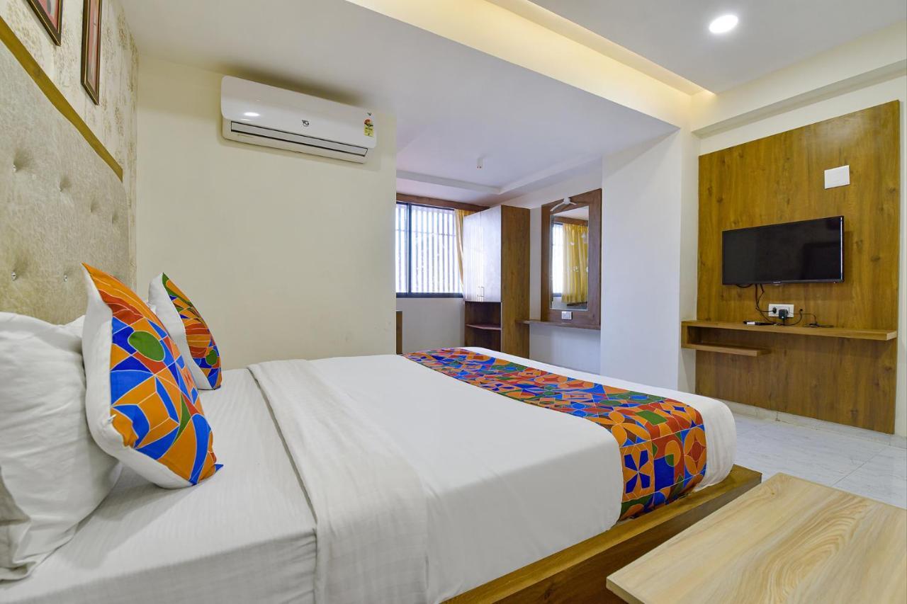 Hotel Legrand.Inn Ahmedabad Exterior photo