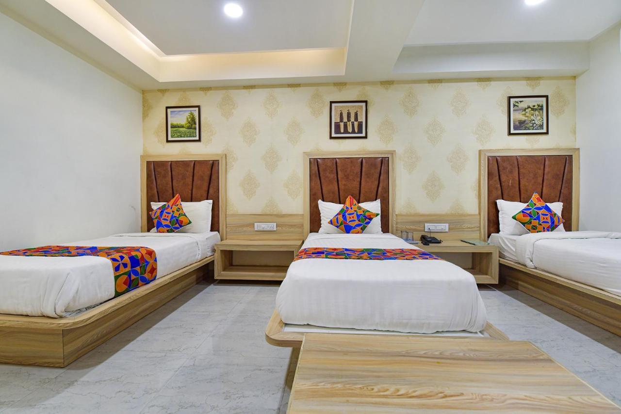 Hotel Legrand.Inn Ahmedabad Exterior photo