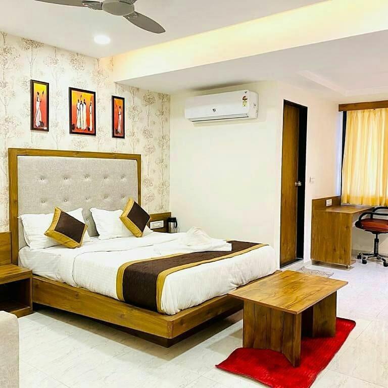 Hotel Legrand.Inn Ahmedabad Exterior photo